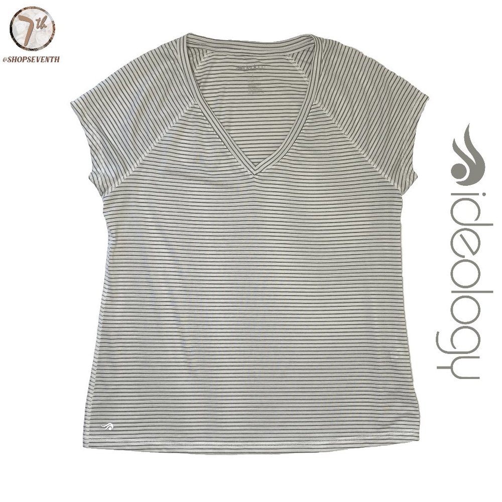 (40% OFF) Ideology White Stripe Rapid Dry Workout Shirt